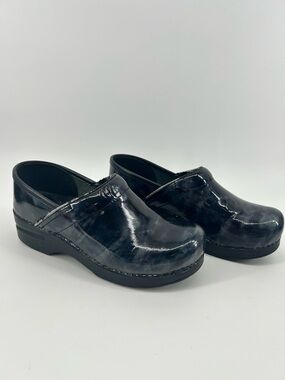 Dansko Professional Black Patent Leather Clogs Size 38